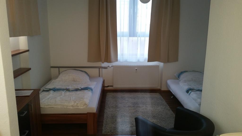 Ferienwohnung Fiwa Fewo-1 Und Fewo-2 Pirmasens Pokój zdjęcie